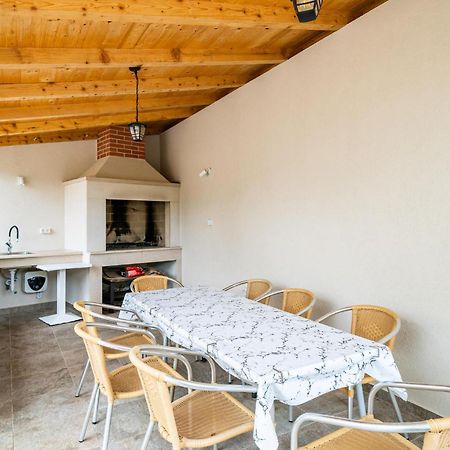Nice Apartment In Dubrovnik With Kitchen Zewnętrze zdjęcie