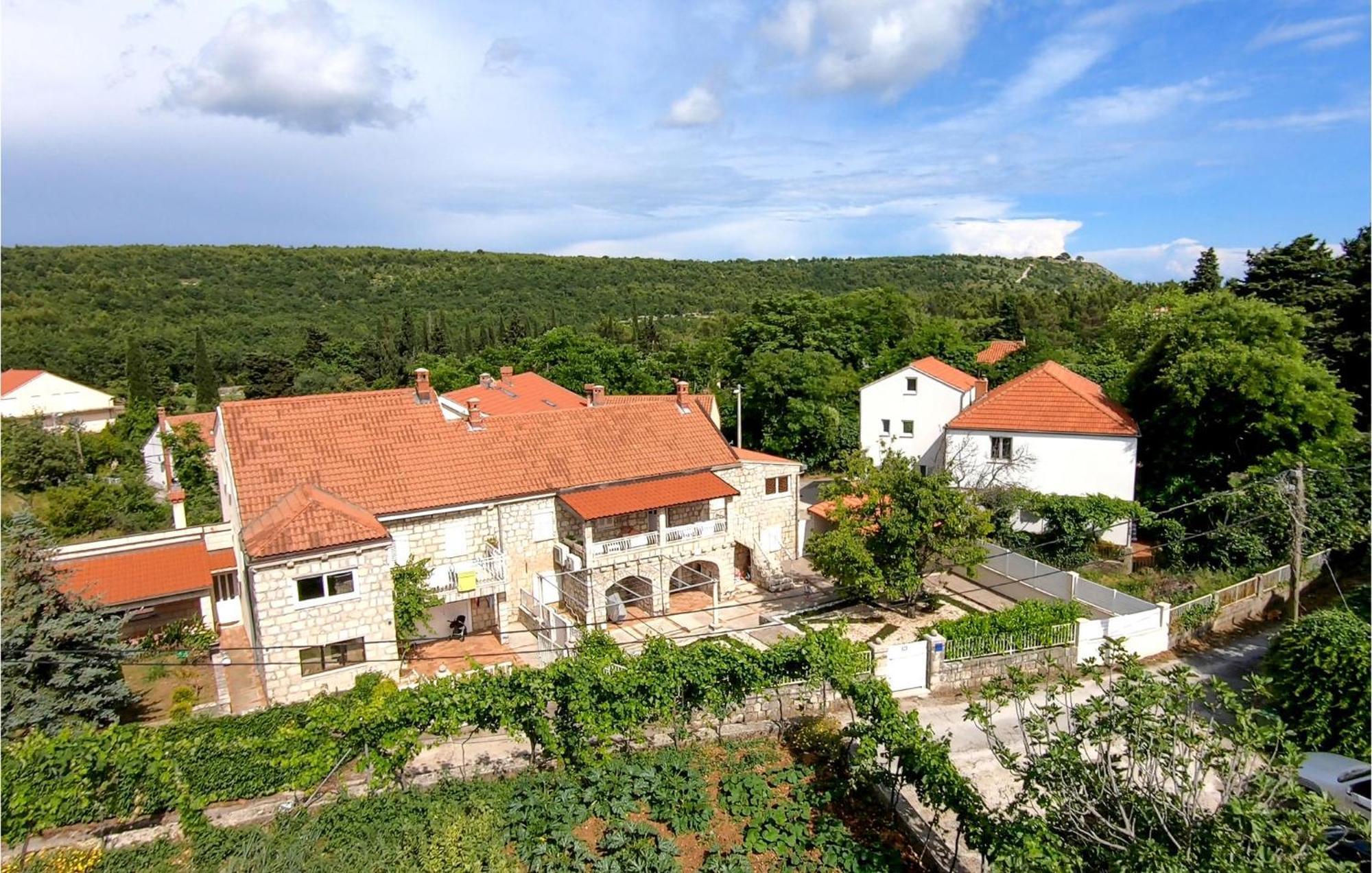 Nice Apartment In Dubrovnik With Kitchen Zewnętrze zdjęcie