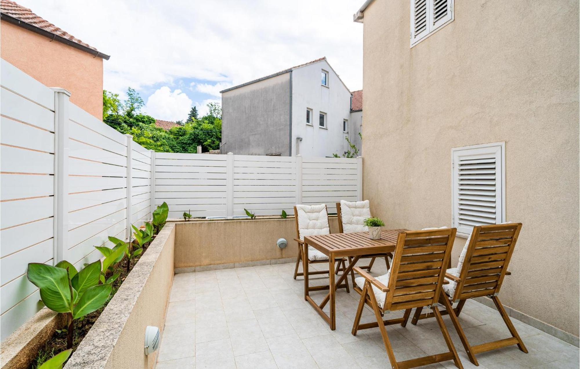 Nice Apartment In Dubrovnik With Kitchen Zewnętrze zdjęcie